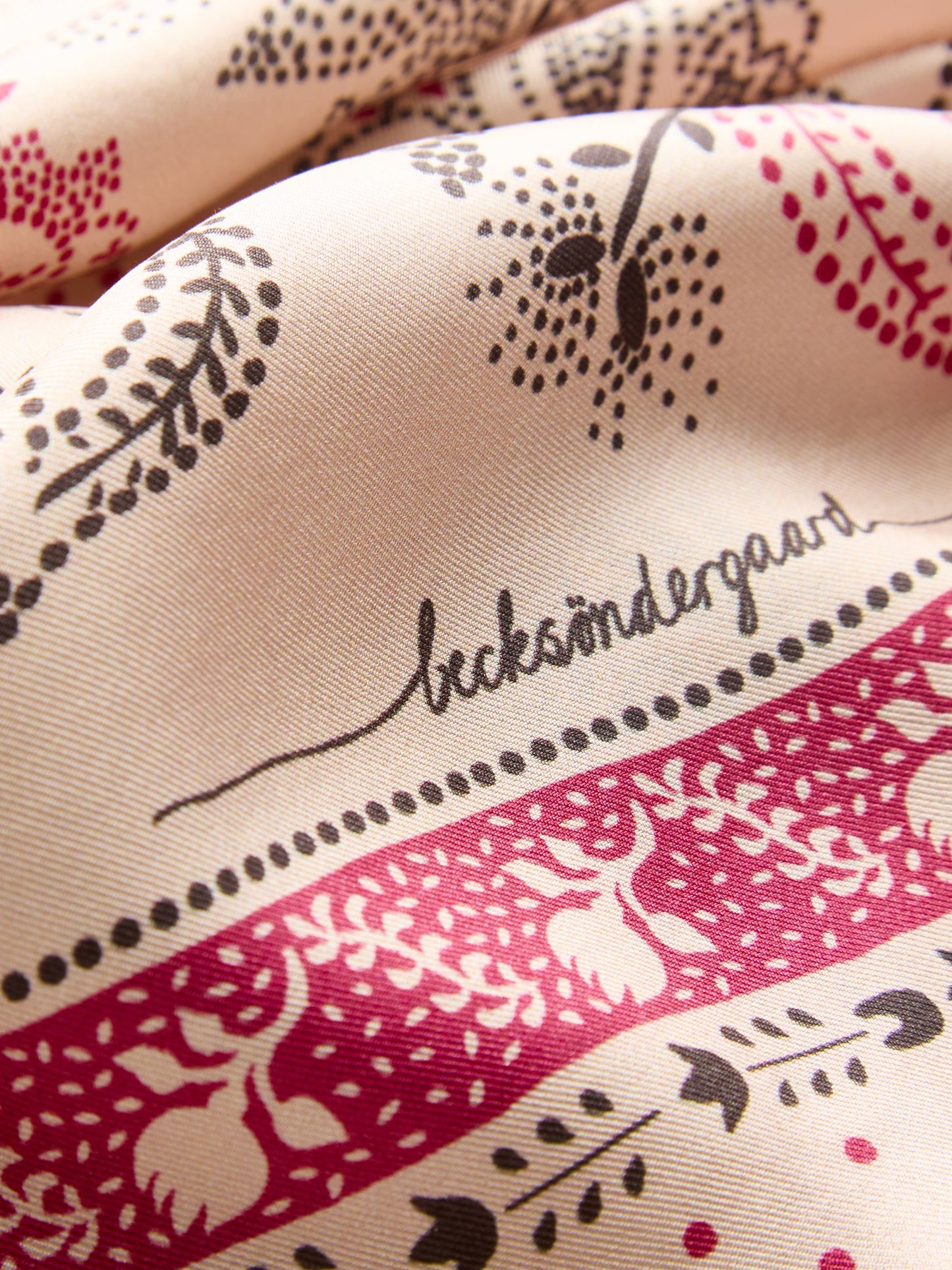Dotted Flora Sia Scarf OneSize BeckSöndergaard.no
