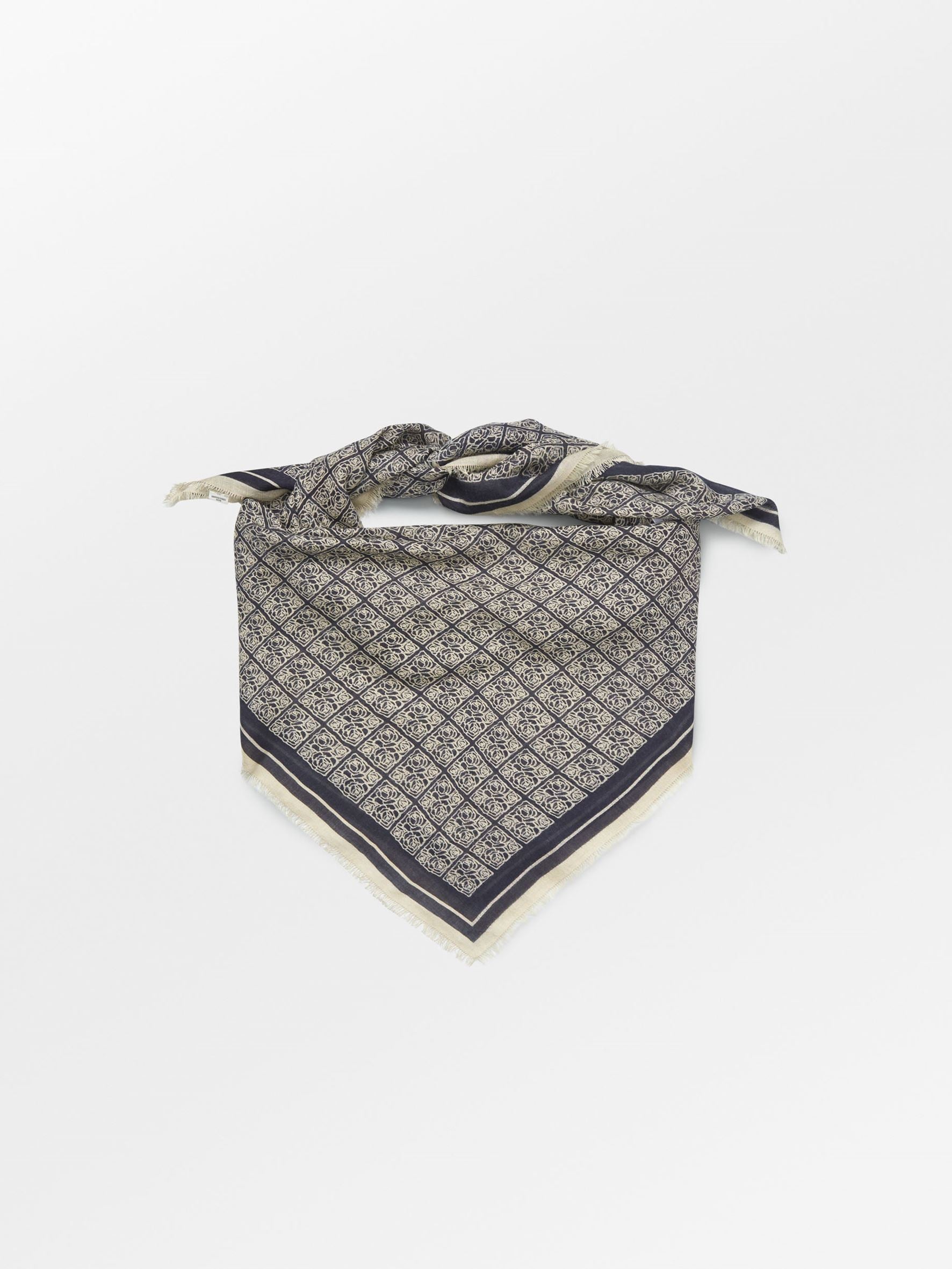 Rosea Square Siw Scarf OneSize BeckSöndergaard.no