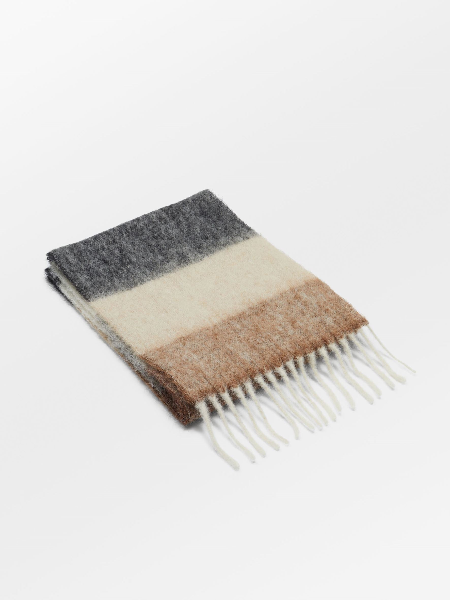 Strada Tilda M Scarf OneSize BeckSöndergaard.no
