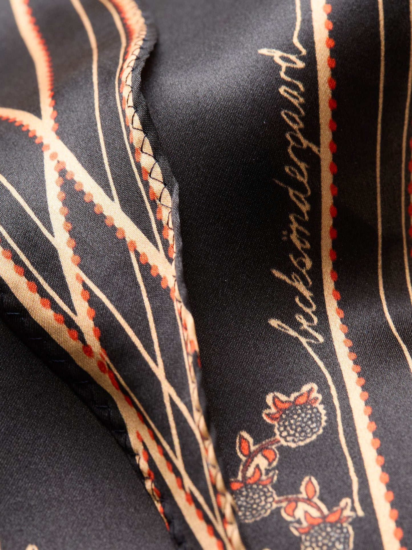 Brombeere Diamond Scarf OneSize BeckSöndergaard.no