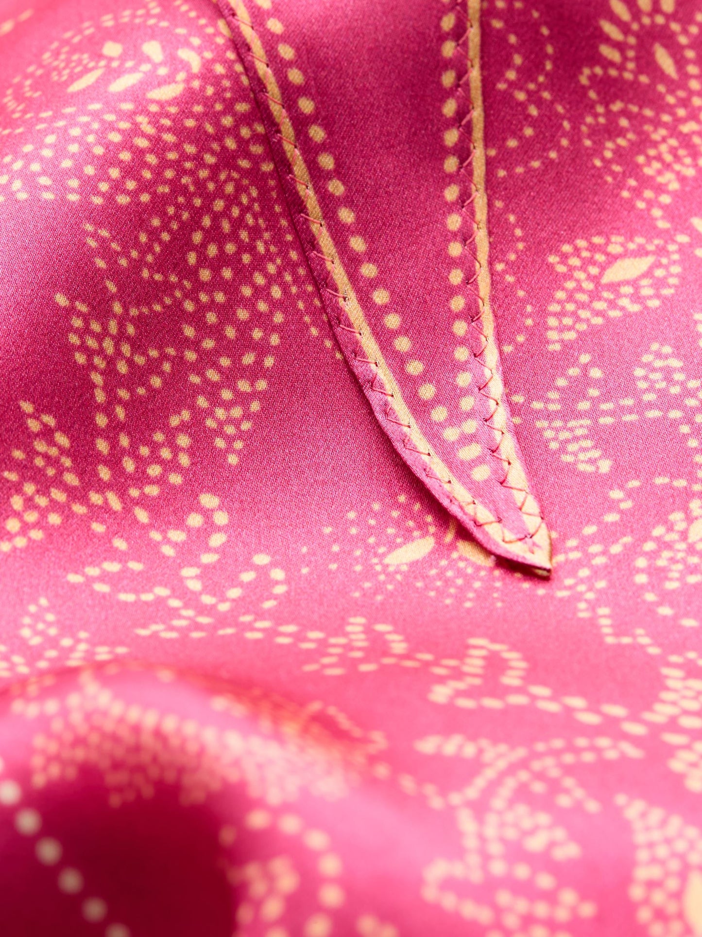 Dotted Flora Diamond Scarf OneSize BeckSöndergaard.no