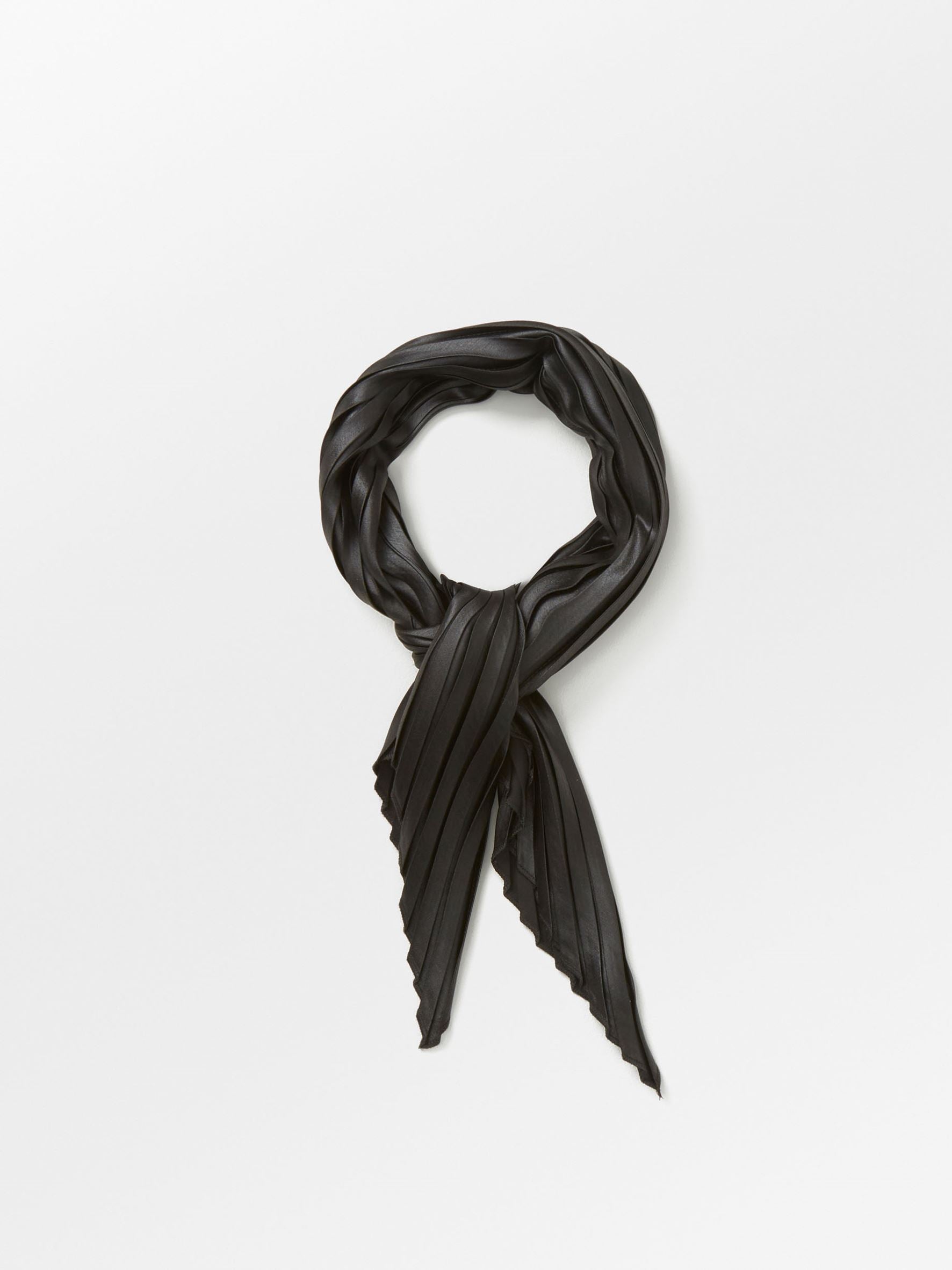 Laz Plea Scarf OneSize   BeckSöndergaard.no