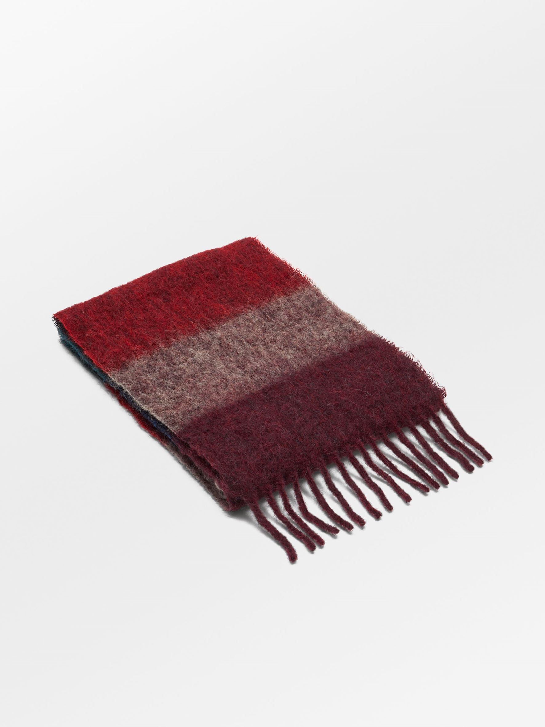 Strada Tilda M Scarf OneSize BeckSöndergaard.no